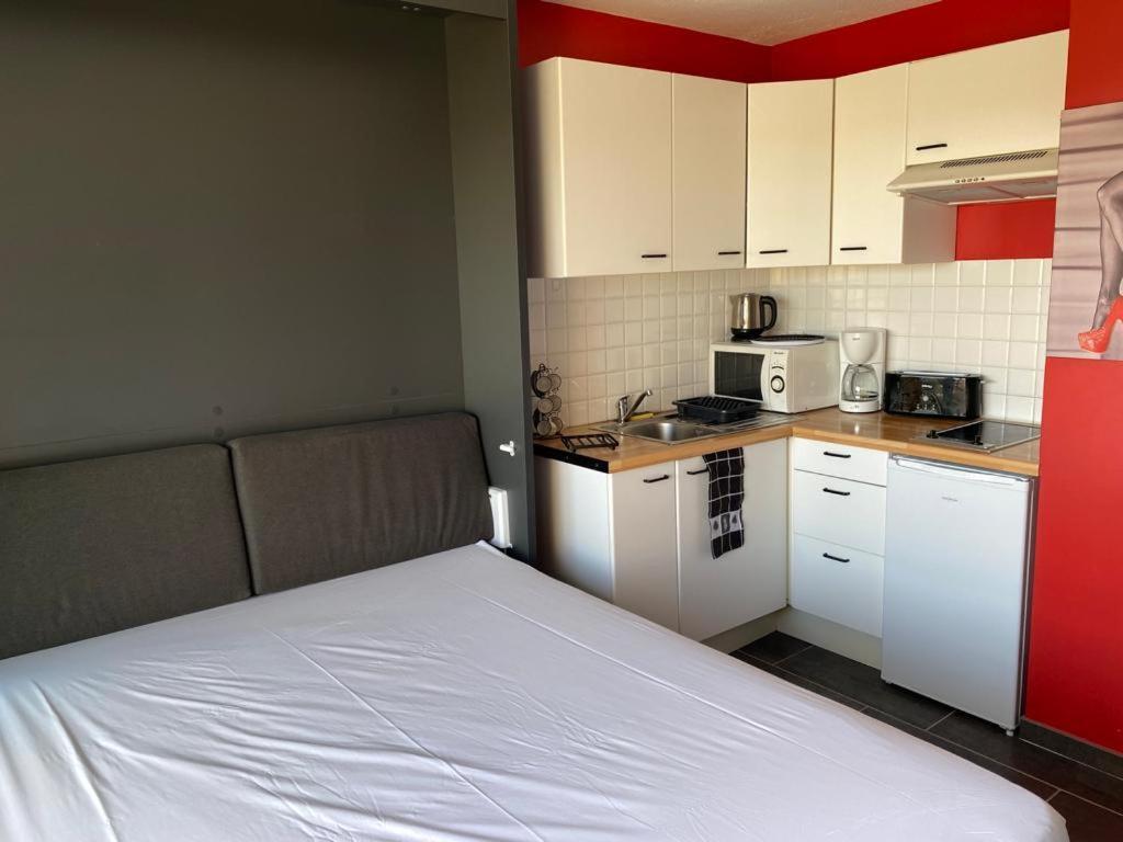 Studio Heliopolis L Village Naturiste 아그 외부 사진